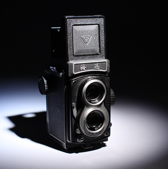 Camera | ̃fUCRoots Design